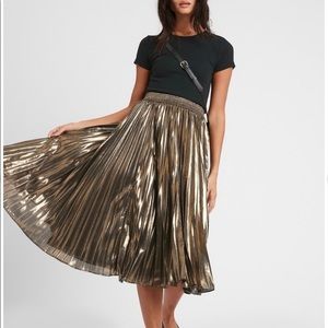 Banana Republic Gold Plated Skirt.
